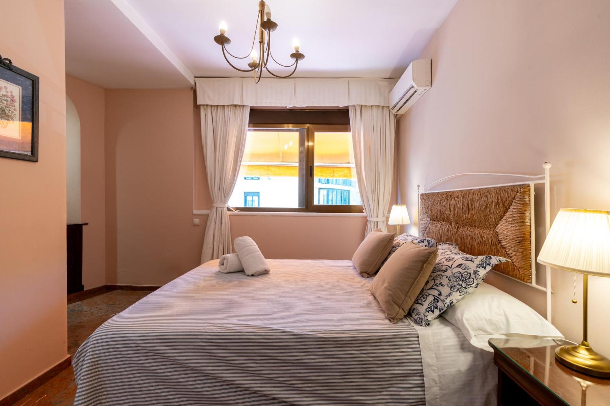 Penthouse!!! Center Of Seville!!! 2 Bedroom + 2 Bath!!! Dış mekan fotoğraf